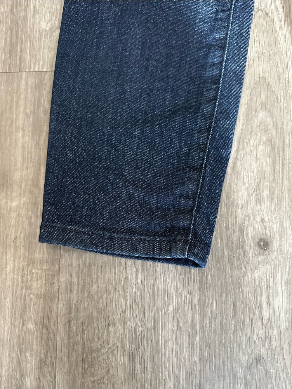 Universal Thread Jeans - Picture 2 of 6
